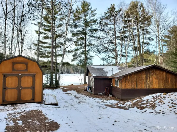 900 W Bilsky Lake Ln, Gwinn, MI 49841