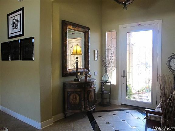 3rd image of 1428 Lasso Lake Ln