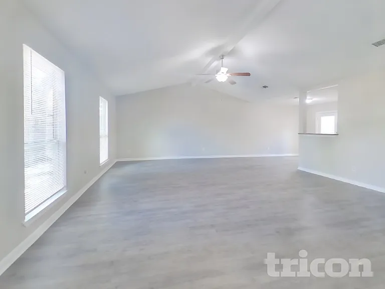 22023 Singing Spurs Dr — Photo 3