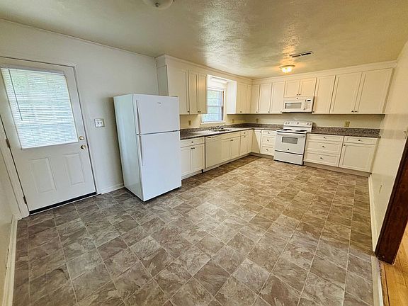 3rd image of 410 Harding Ave #H
