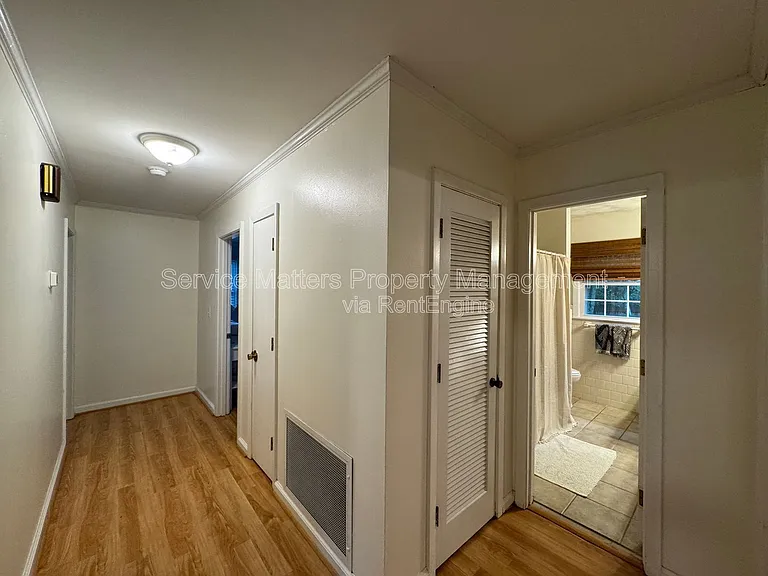 1401 E 34th St — Photo 15