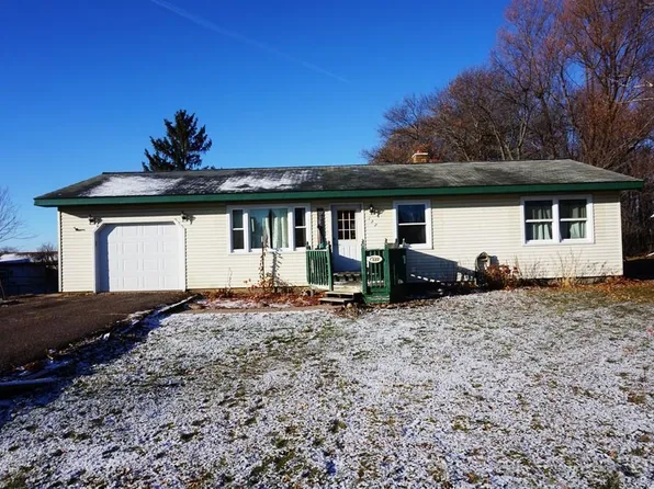 122 Princeton Dr, Elk Mound, WI 54739