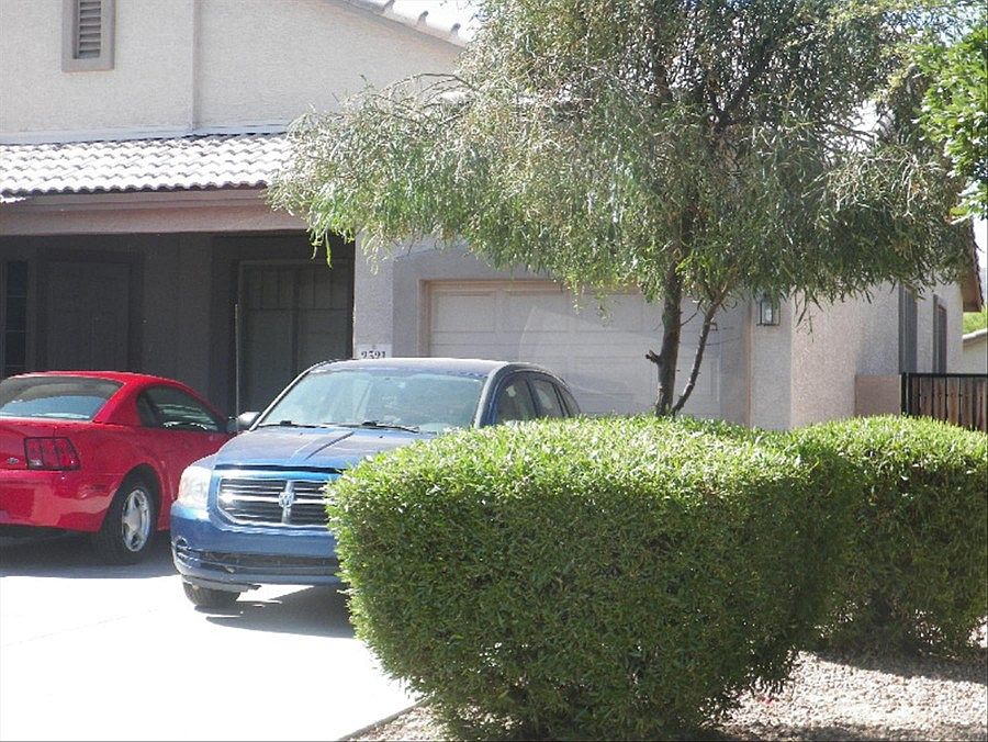 2nd image of 2321 W Fawn Dr