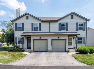 8040 Worthington Lake Dr, Westerville, OH 43081