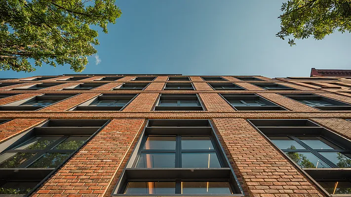 Rented by Nooklyn NYC LLC | media 27