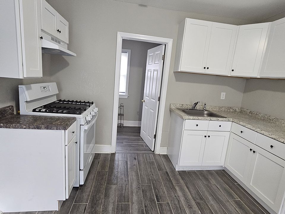 1st image of 49 Stevens St #2B