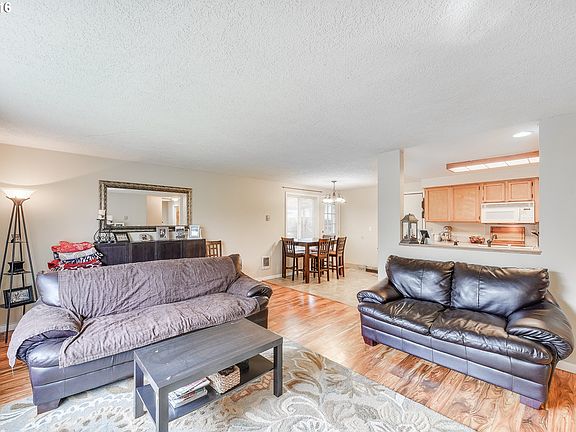 5th image of 14419 NE 91st St