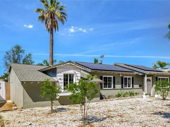 22915 Saticoy St, Canoga Park, CA 91304