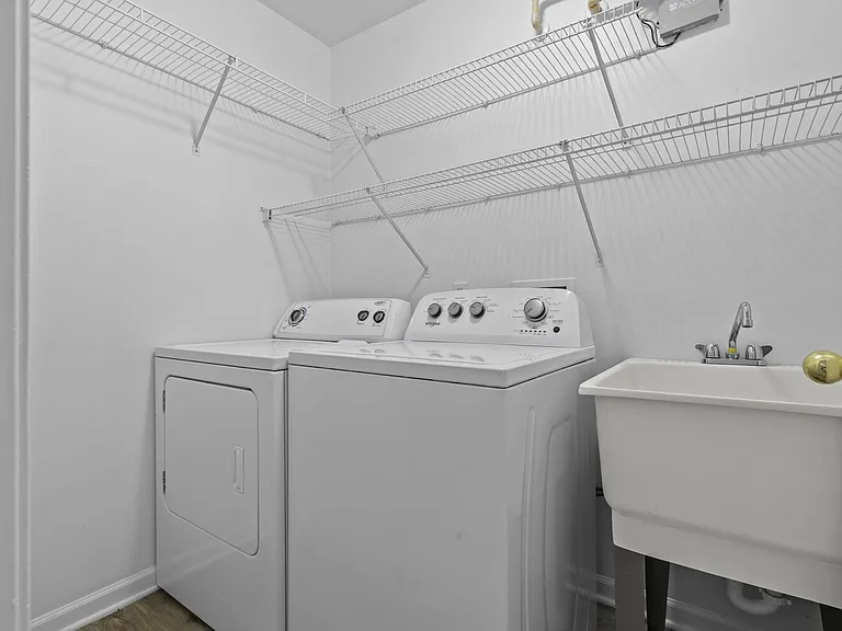 Full size washer and dryer combo, with wash tub