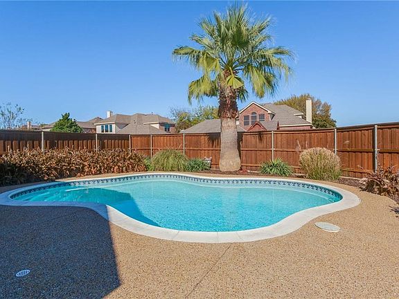 5th image of 1621 Ponderosa Dr