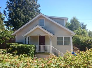 8132 34th Ave SW, Seattle, WA 98126