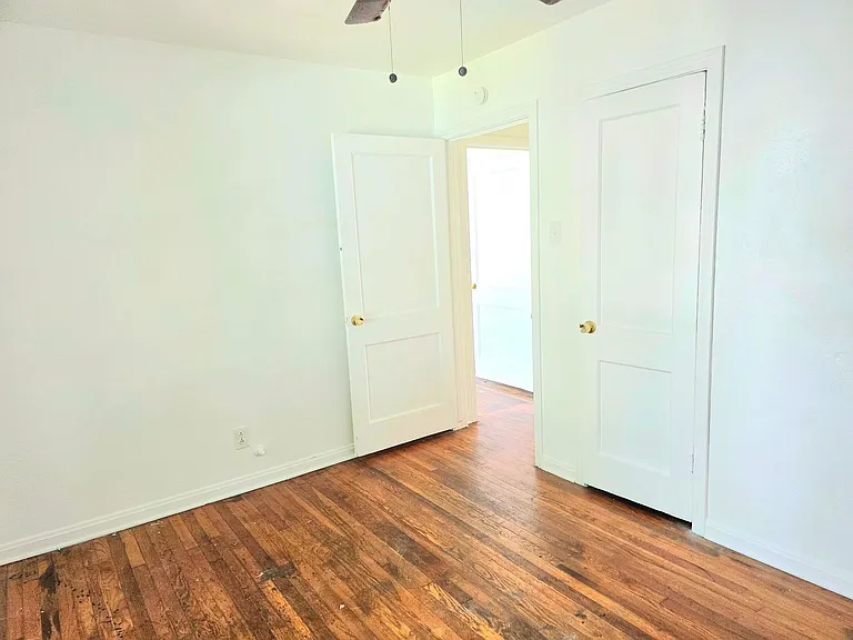 3612 Pine Ave — Photo 6