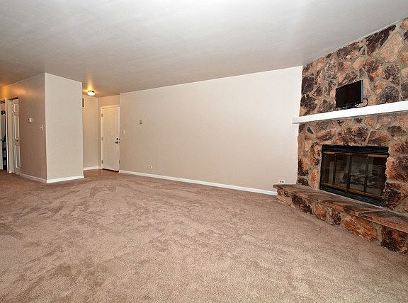 3rd image of 5144 Coventry Ln #5144