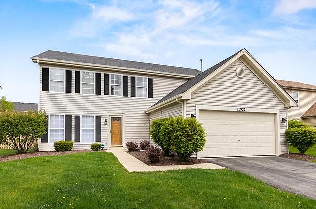 1st image of 20922 W Barrington Ln