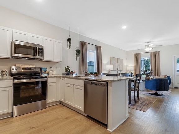 2nd image of 96 Stonehenge Ln N Lot 76