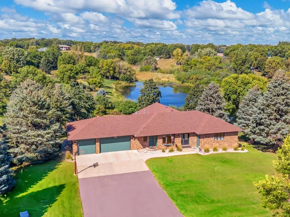 1605 S Gray Goose Cir, Sioux Falls, SD 57110