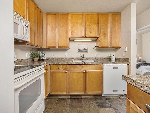 5th image of 4500 Baseline Rd #1208