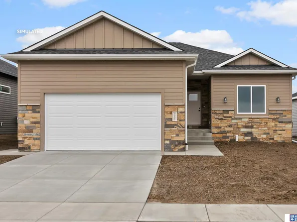 9541 S 87th St, Lincoln, NE 68526
