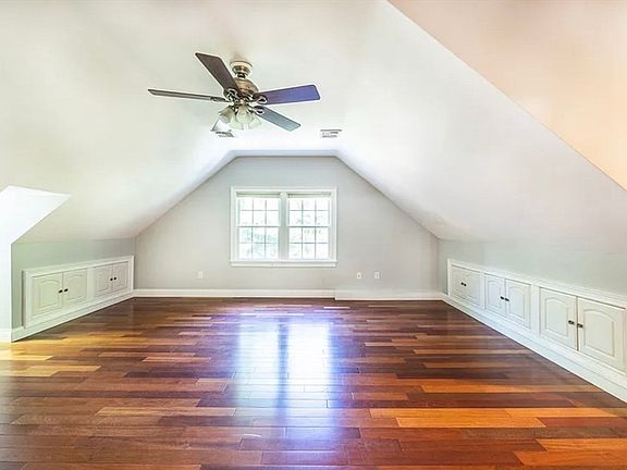 2nd image of 302 Grove St #302