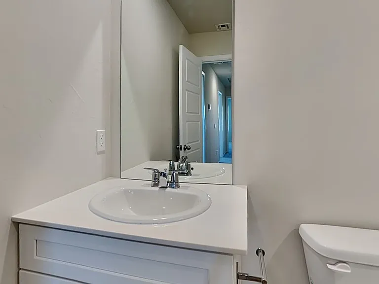 529 Saint Charles Pl — Photo 18