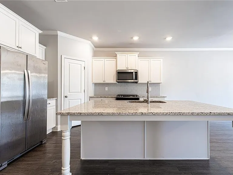 2414 Morgan Place Dr — Photo 8