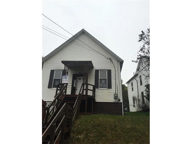 155 Brookside Ave photo 1
