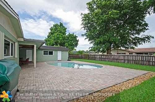 4th image of 2853 NW 84th Ave