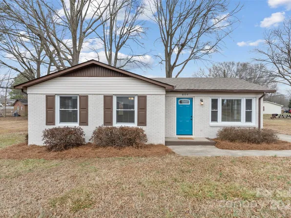 809 Hasty Rd, Marshville, NC 28103