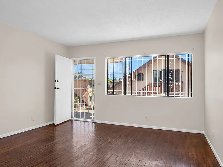 1423 Martin Luther King Jr Ave #3 — Photo 4