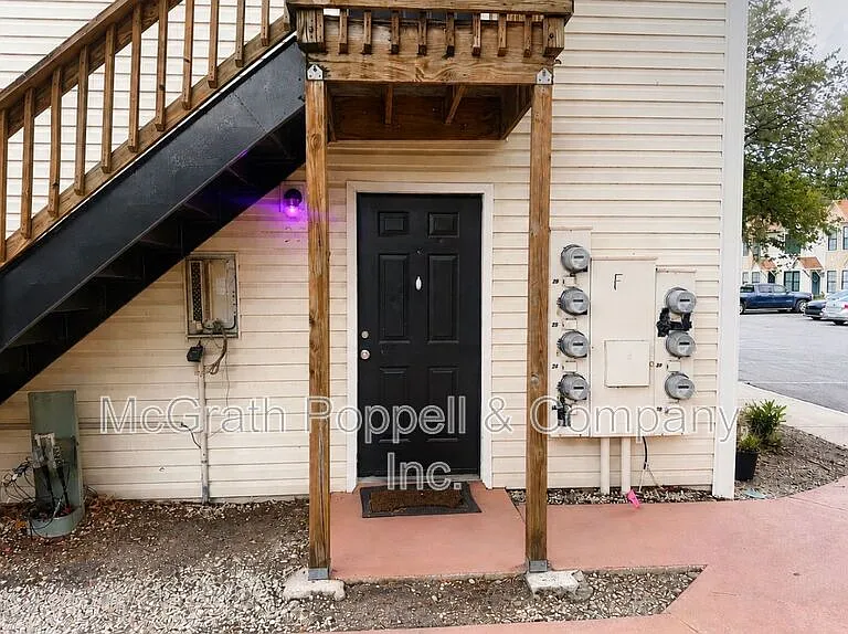 2302 Maki Rd #33 — Photo 2