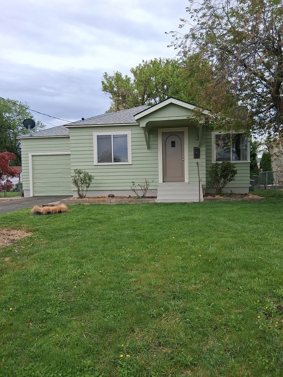 Building Photo - 1408 Folsom Ave
