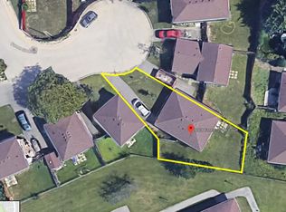 9908 Forest Glade Ct, Windsor, ON N8R 2B9