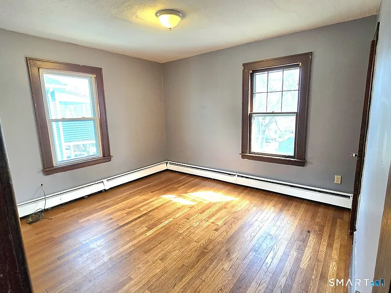 70 Monroe St #3 — Photo 8