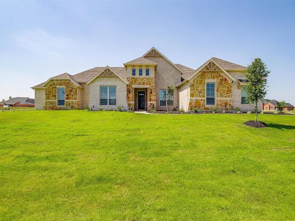 341 Lakota Pkwy, Waxahachie, TX 75165