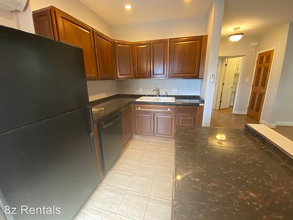 5th image of 1736 N Washington St APT 3