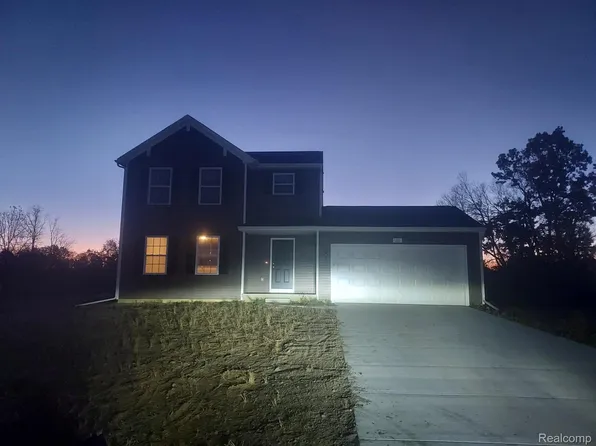 112 Forest Way, Davisburg, MI 48350