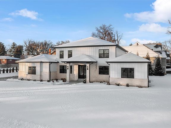5th image of 1 Marbrooke Ln