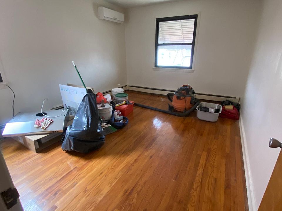 1st image of 6112 156th St #3
