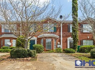 5876 Strathmoor Manor Cir, Lithonia, GA 30058