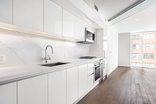 Rented by Douglas Elliman | media 32