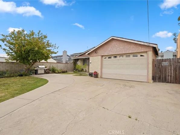 1415 255th St, Harbor City, CA 90710