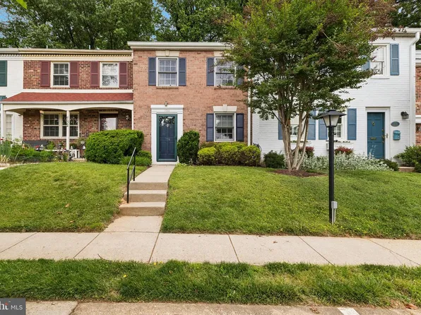 734 Azalea Dr #11, Rockville, MD 20850