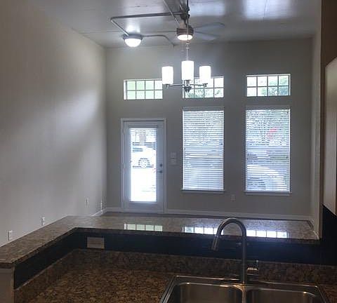 5th image of 1700 Jake St Unit 120