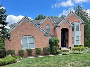 6886 Reed Ct, West Bloomfield, MI 48322