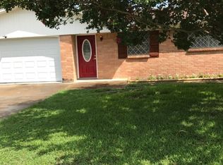 608 W Karnes Dr, Robinson, TX 76706