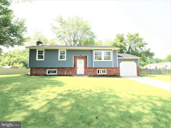 128 Laurel Ln, Williamstown, NJ 08094