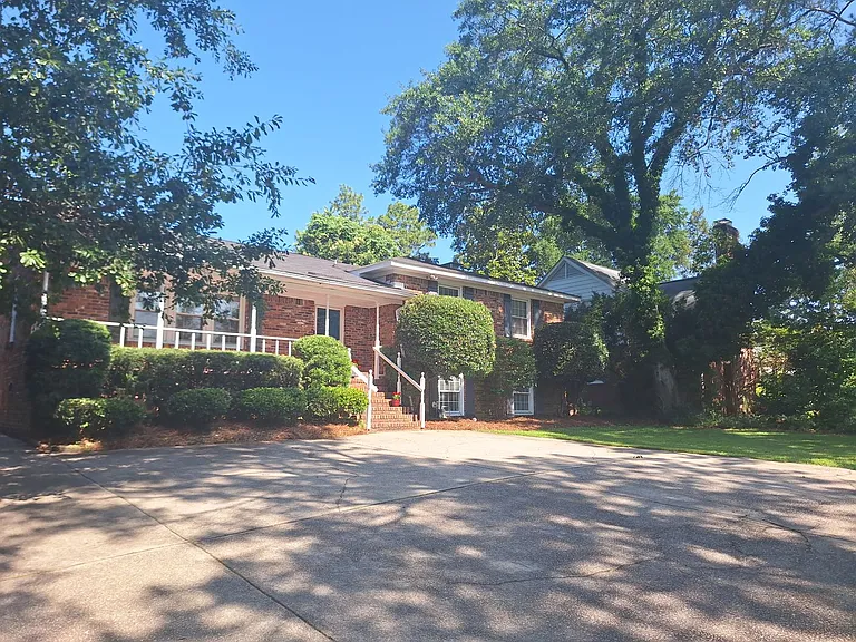 755 Cross Hill Rd — Photo 4