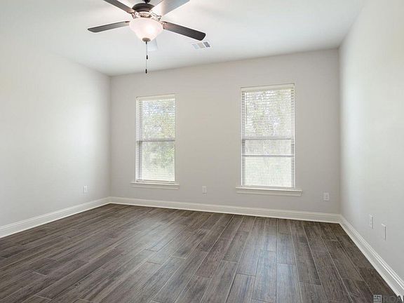 5th image of 840 Lakehaven Dr