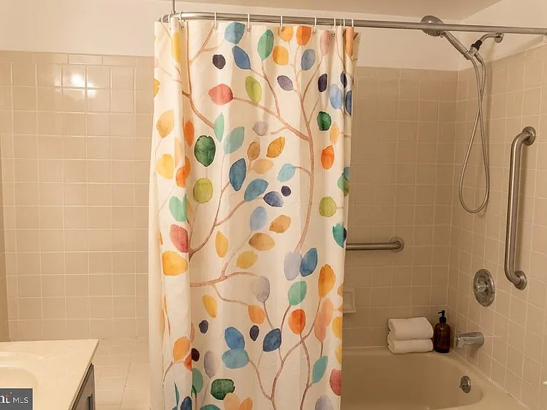 109 Delamere Dr #7 — Photo 9
