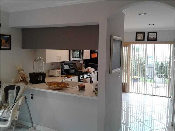 5th image of 5761 NW 97th Ct